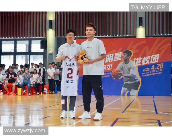 篮球身材明星的魅力与挑战如何塑造他们的职业生涯与个人形象